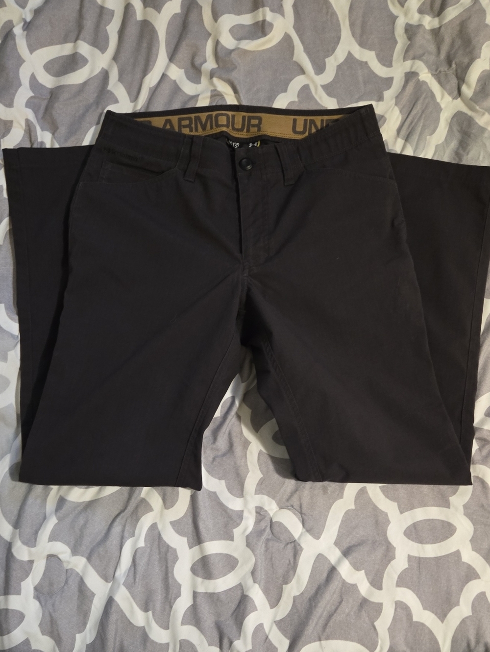 Under Armour Men's Black Stretch Chino Pants